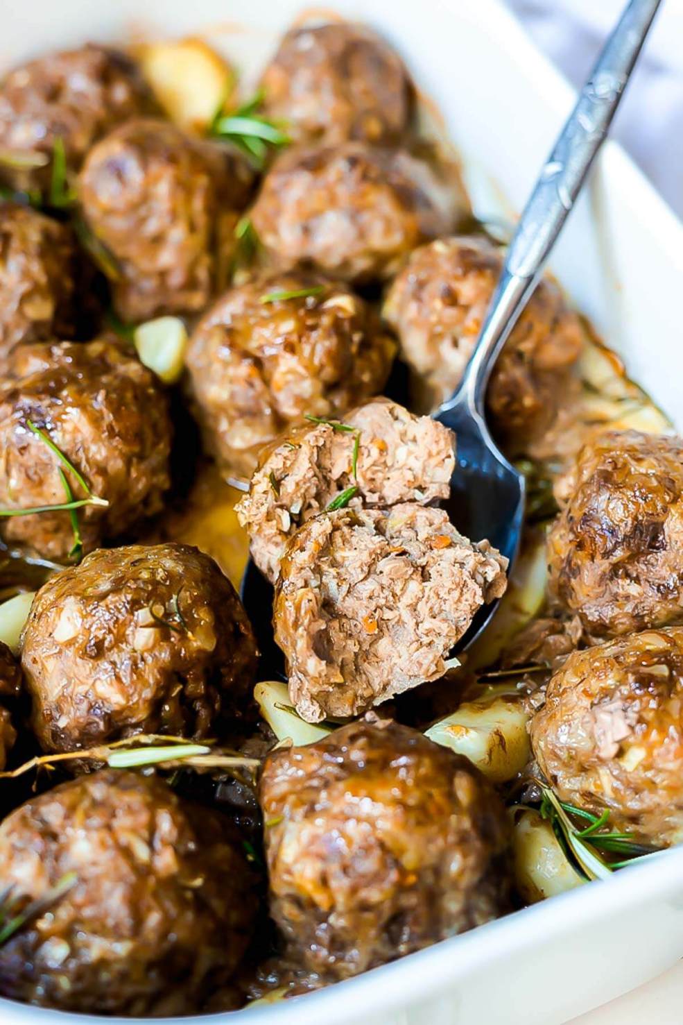 Garlic Rosemary Whole 30 Meatballs is one of our 25 Paleo Whole30 Recipes 